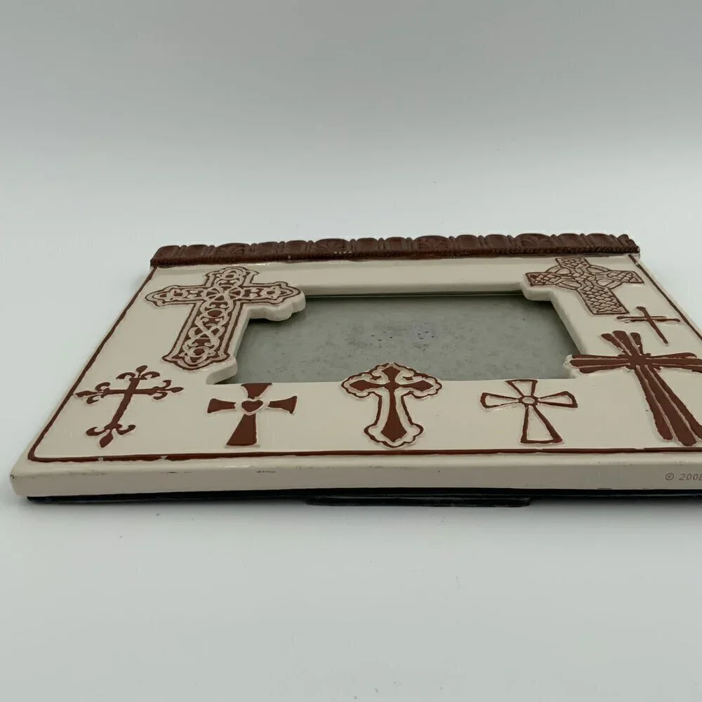 2008 The Encore Group Spiritual Harvest Glazed Cross Creme Frame 4 x 6